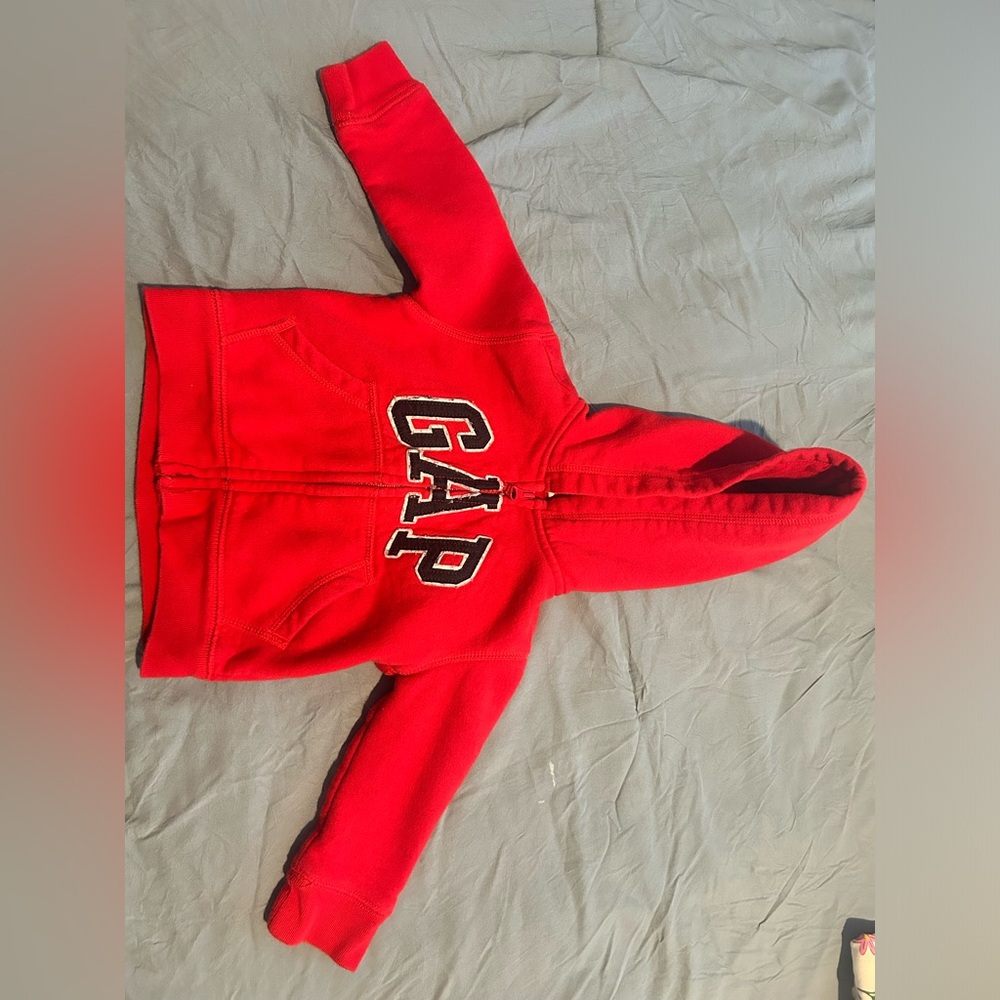 GAP Sweater. Size 18-24 months.